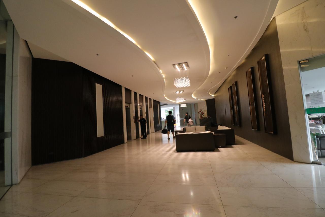 Oasis Regency @ Fort Victoria Bgc Taguig Exteriör bild