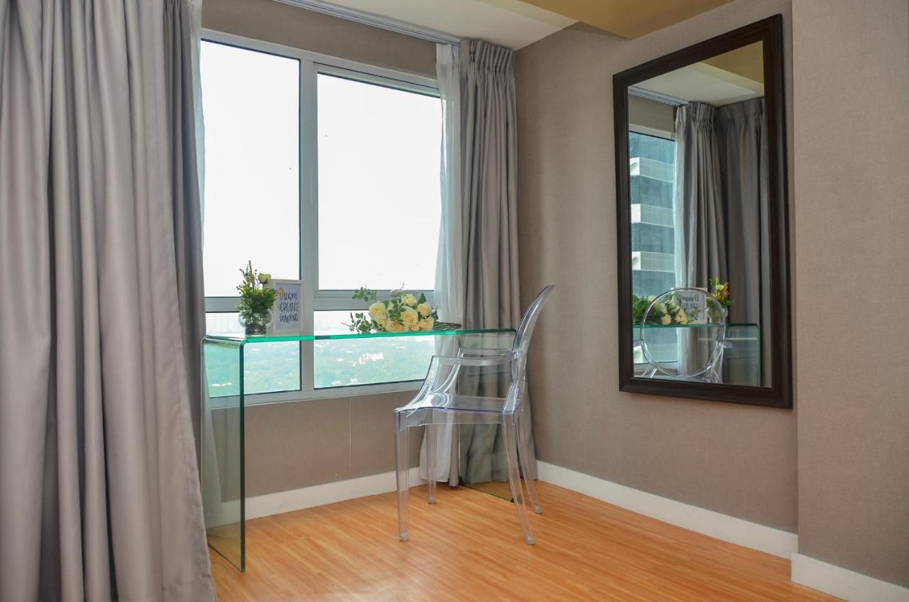 Oasis Regency @ Fort Victoria Bgc Taguig Exteriör bild