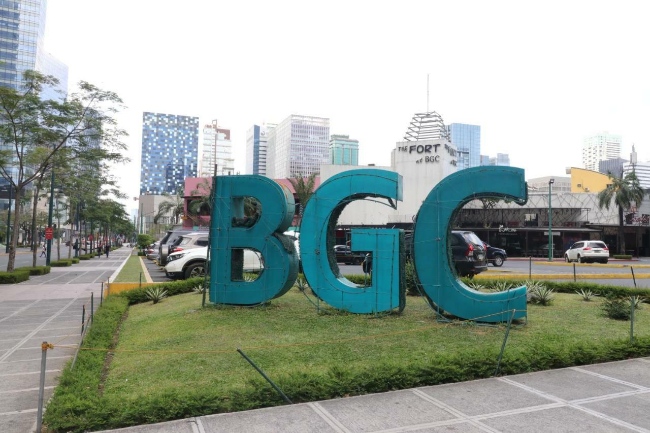 Oasis Regency @ Fort Victoria Bgc Taguig Exteriör bild