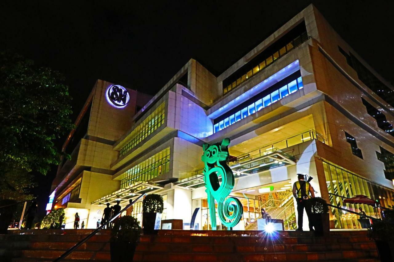 Oasis Regency @ Fort Victoria Bgc Taguig Exteriör bild
