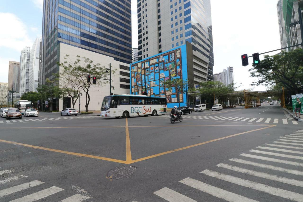 Oasis Regency @ Fort Victoria Bgc Taguig Exteriör bild